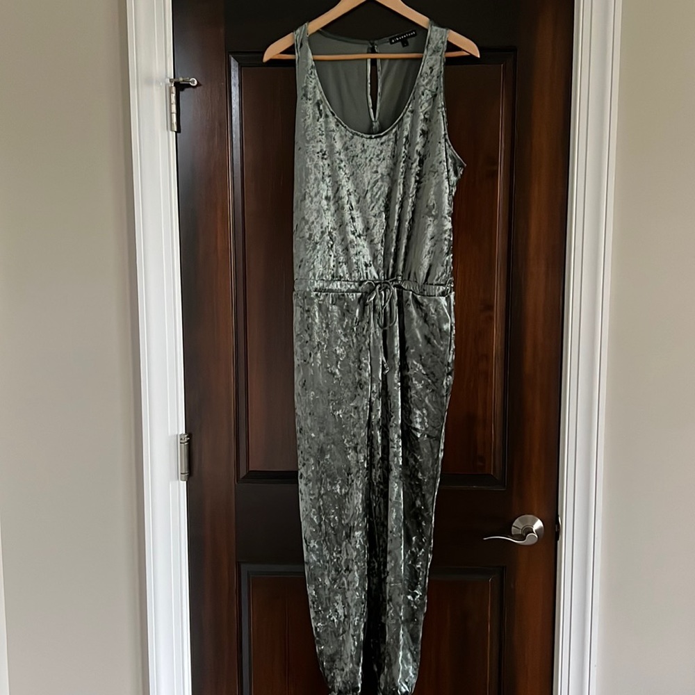 Gibson look velour green jumpsuit